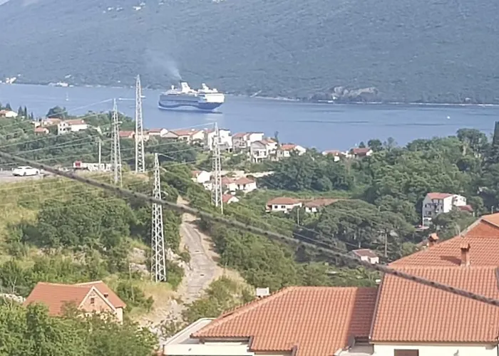Apartment Lidija